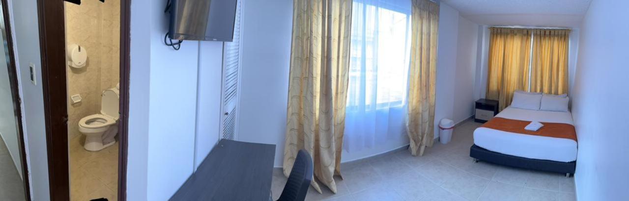 Hotel Embassy Star Bogota Bagian luar foto